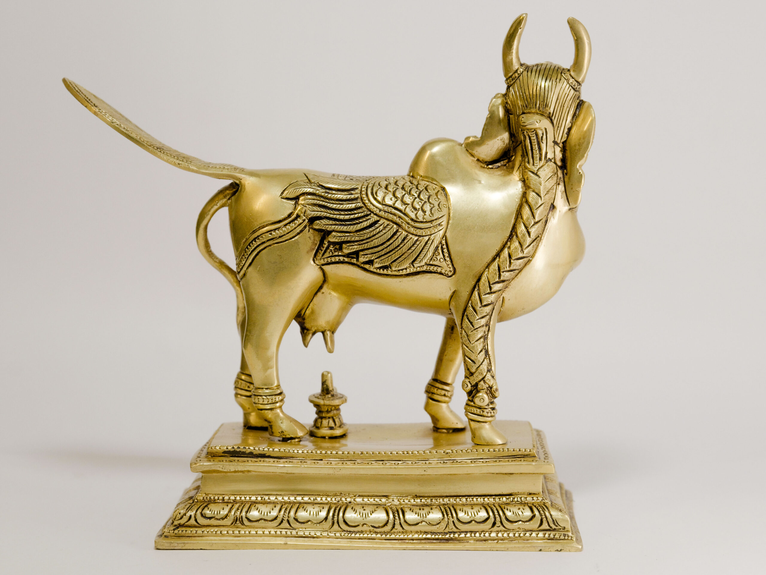 Brass Kamadhenu Idol 9 Inch 3 Brass Kamadhenu Idol 9 Inch - Image 3